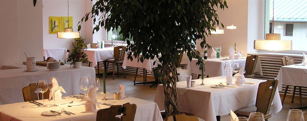 Schorta's Alvetern Hotell Ardez Exteriör bild